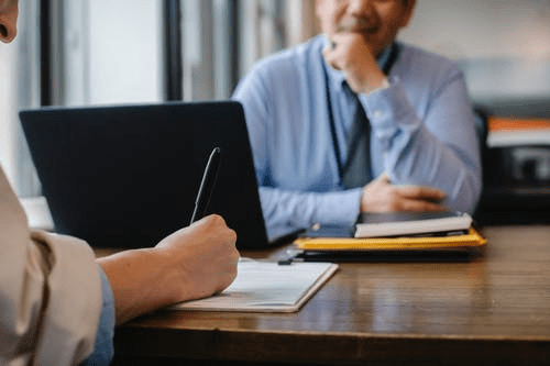 A person securing a loan with a leading hard moneyprivate lender